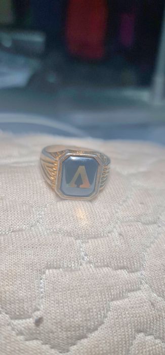 Пръстен на Левски София