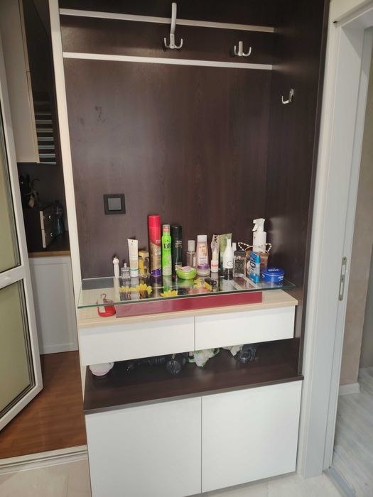 Продавам портманто