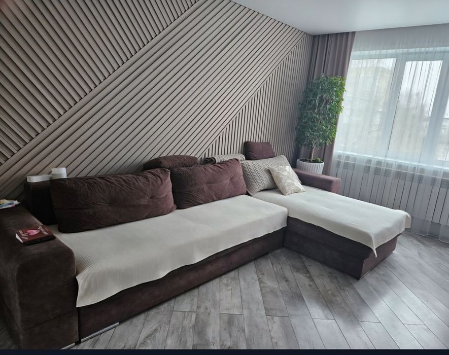 Продам диван в хорошем состоянии