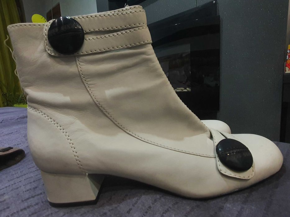 Оригинални MISS SIXTY кожени боти