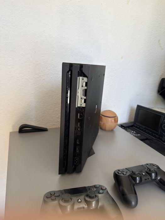 Play Station 4 Pro 1TB Хакнат
