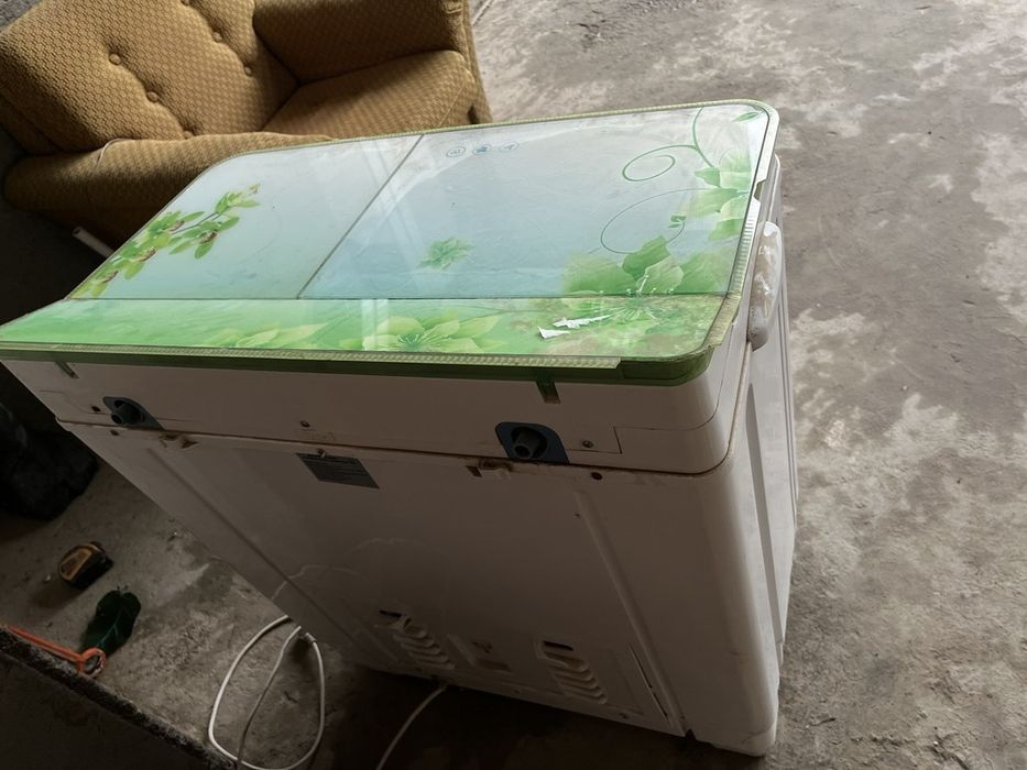 Kir moshin 8 kg holati o'rta
