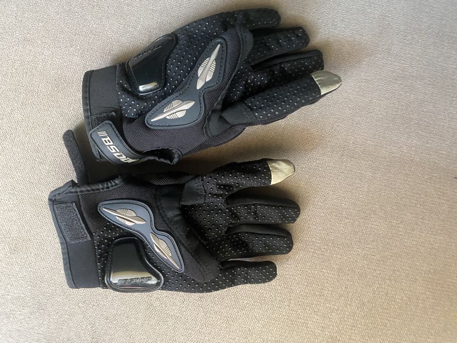 Екипировка за мотор - горнище, долнище, ръкавици и маска