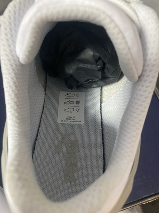 Чисто нови обувки Puma BMW