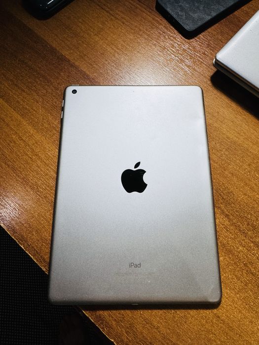 Ipad 128gb ideal srochna