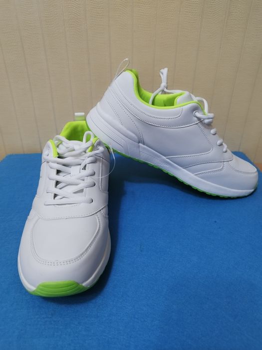 Кроссовки  унисекс рр 40 - 41