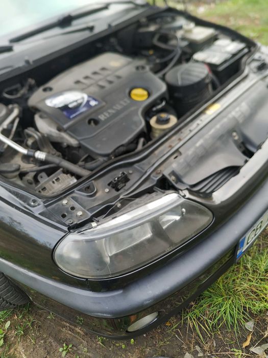 Рено Лагуна за части