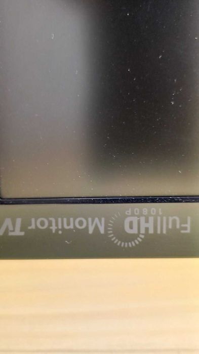 Монитор LG 24 инча