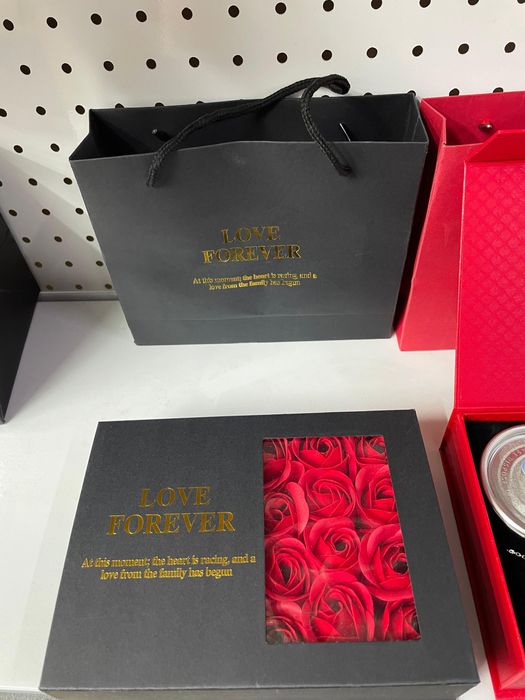 8 марта подарок