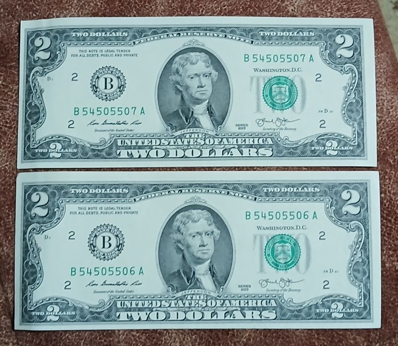 Купюры двойники американские. Оригинал, чистый