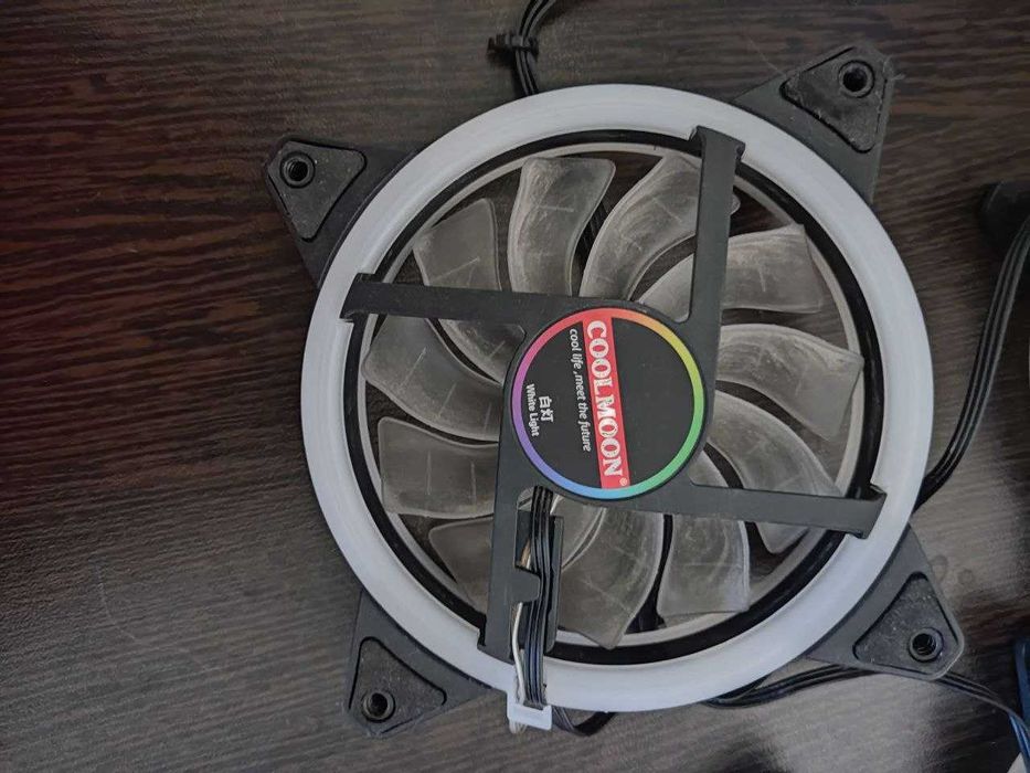 Продам кулера для корпуса 120мм