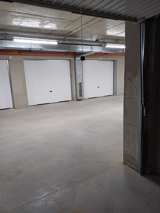 Дава се под наем Гараж / Паркомясто в София, Люлин 3 - 17 кв.м за 112.2 € - Снимка #2