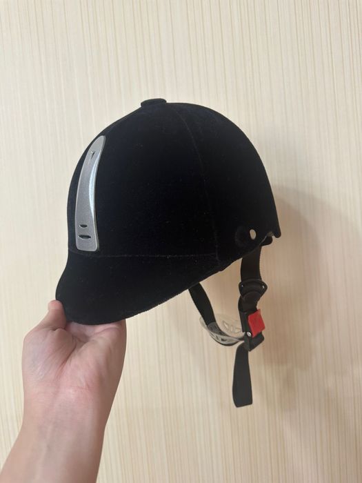 Шлем для верховой езды