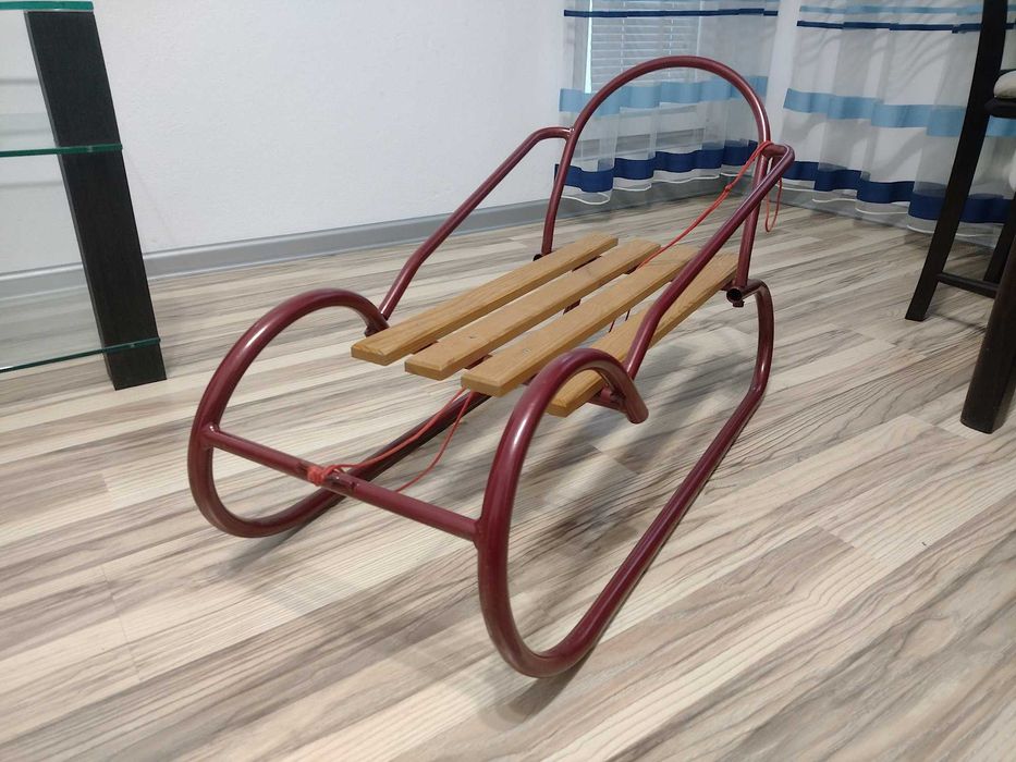 Детска шейна - метал и дърво