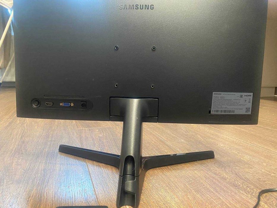 Монитор Samsung 75Гц  23,8 диагональ