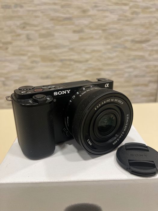 Фотоапарат  Sony - ZV-E10, E PZ 16-50mm f/3.5-5.6