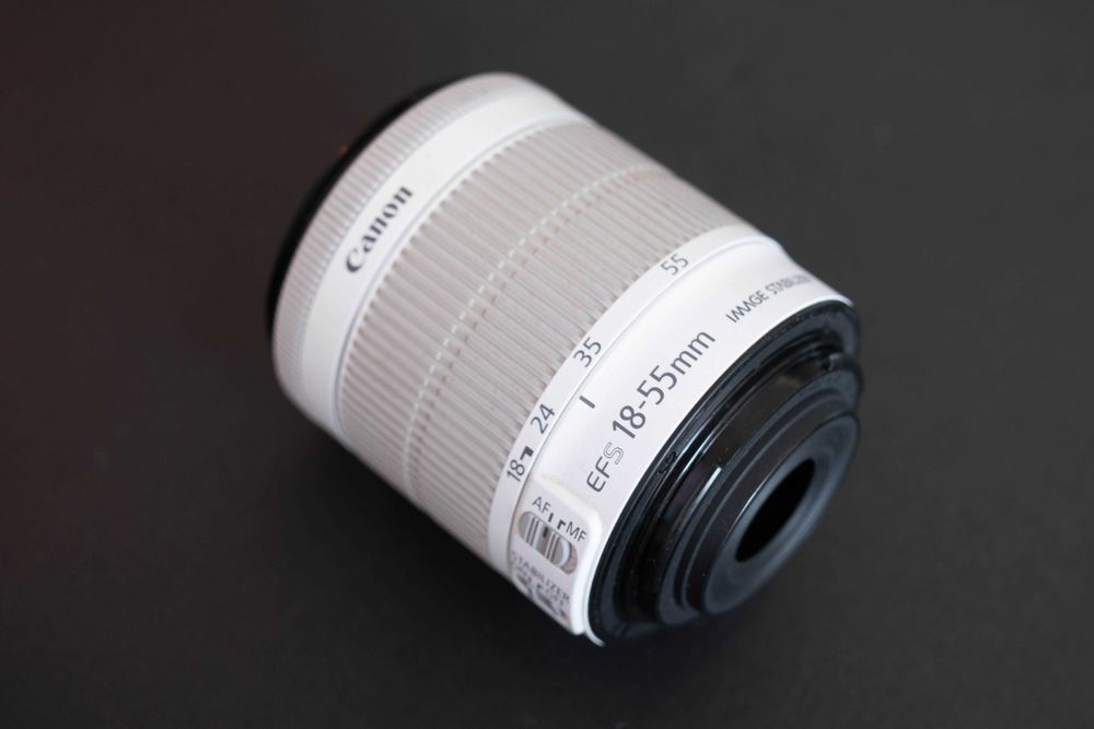 Canon 100D + 18-55mm + 50mm f/1.8 – Stare foarte bună