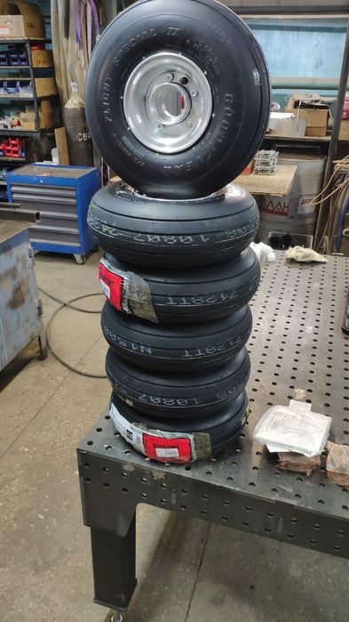 Колесо в сборе на буксировщик Еврокоптер ВС - 145