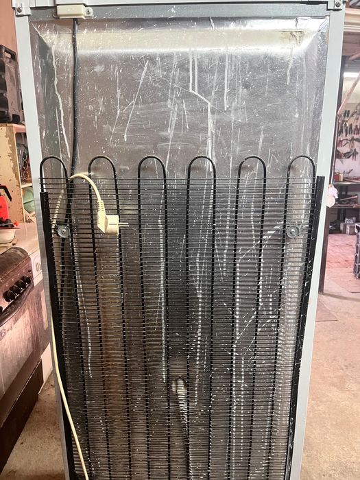 Холодилник сатылады