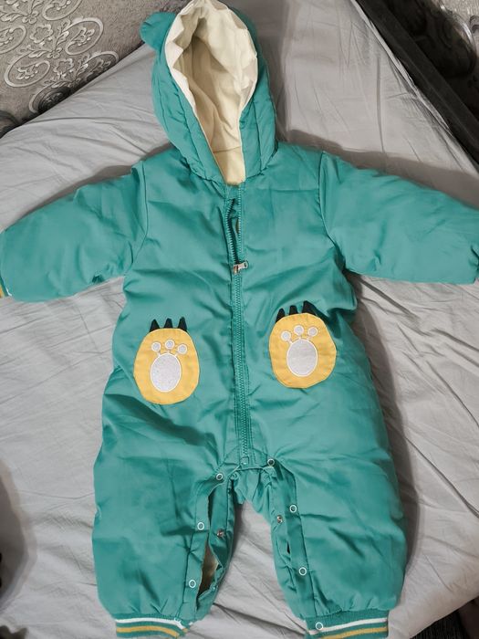 2 детские зимние комбинезоны