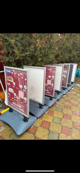 Stand publicitar reclama