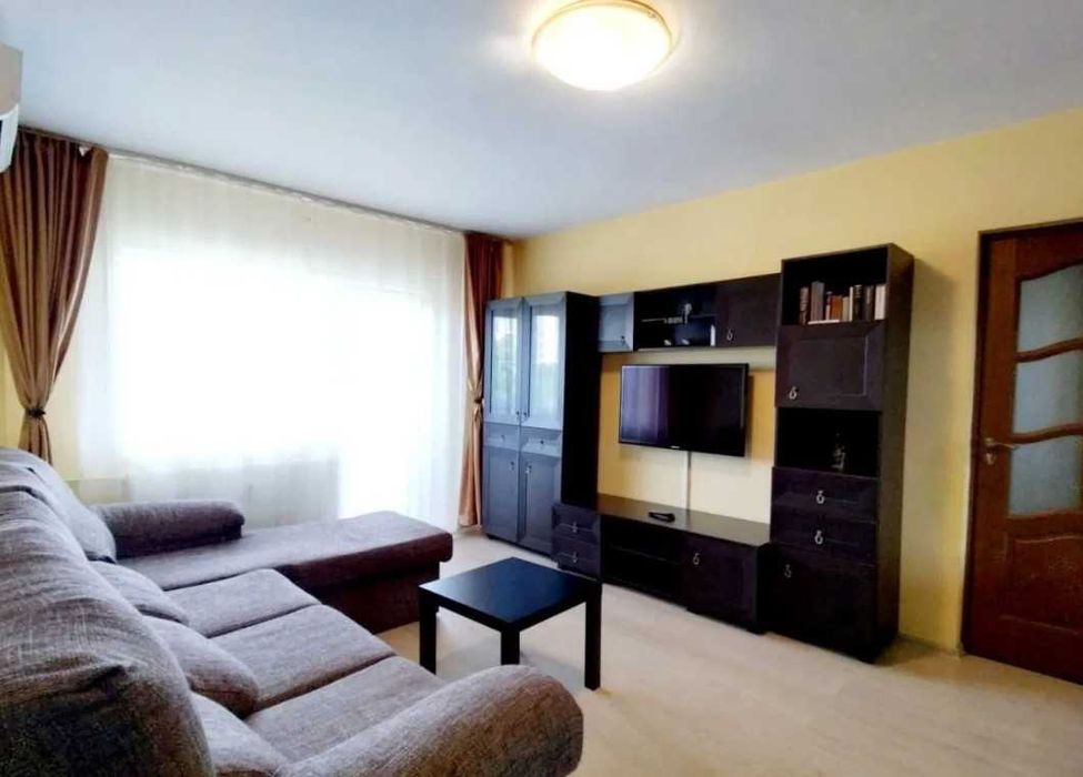 Дава се под наем Тристаен апартамент в Пловдив, Южен - 89 кв.м за 408 € - Снимка #1