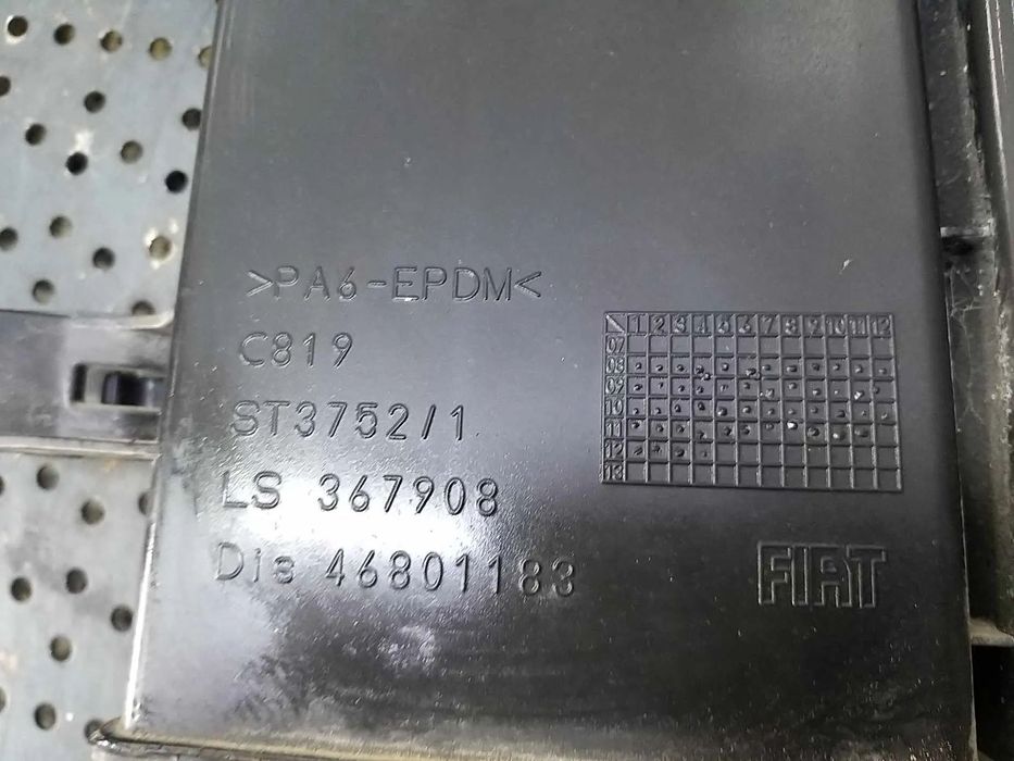 Carcasa filtru carbon 1.2 b fiat 500 312 46801183 st37521