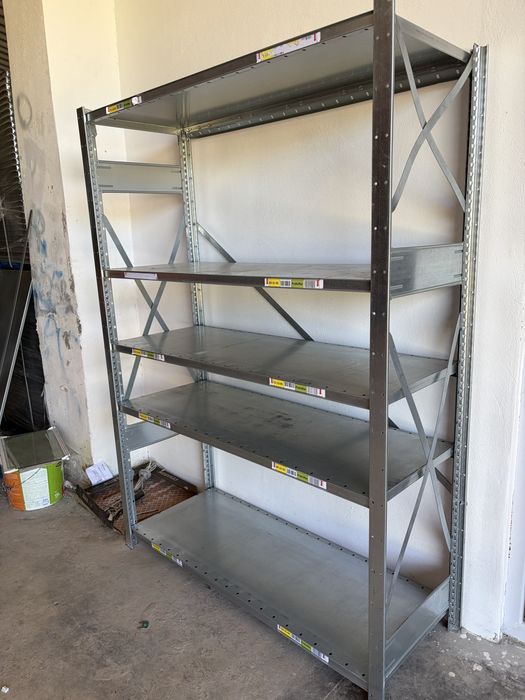 Rafturi metalice zincate