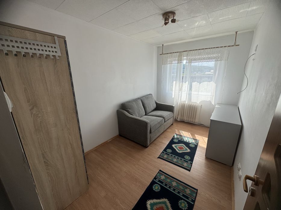 Proprietar,inchiriez apartament cu 3 camere Dambul Rotund