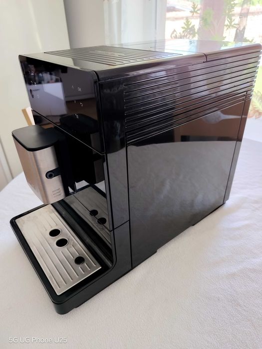 Miele кафемашина CM5300