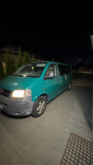 Volswagen Transporter 7+1