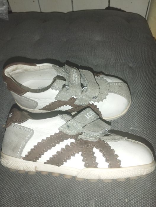 Детская обувь для мальчика или девочки