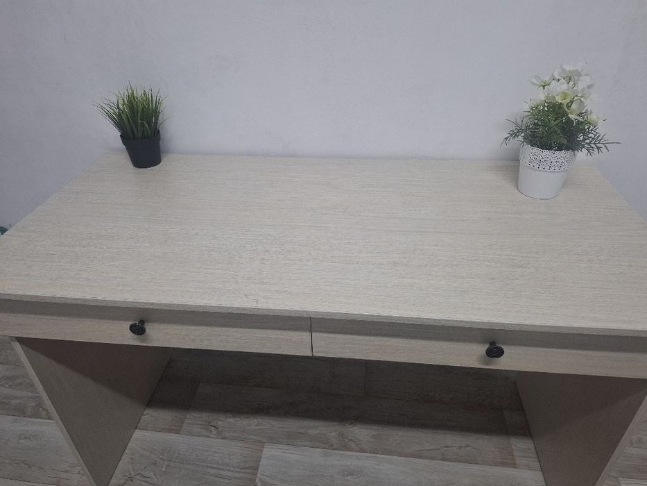 Продам письменный стол