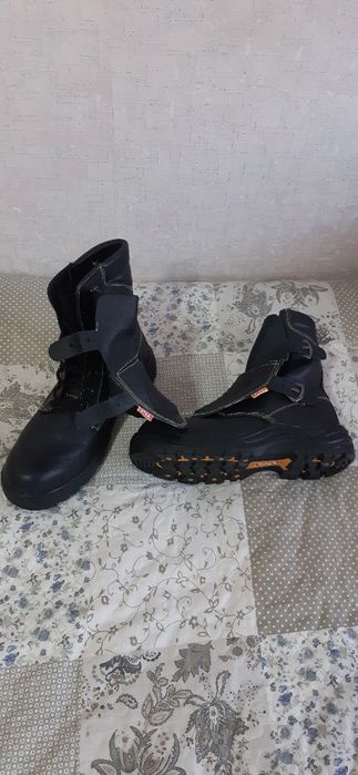 Берцы новый 43размер