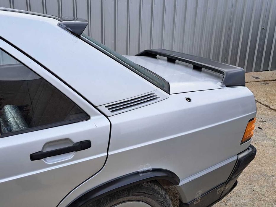 Спойлер задно стъкло (сенник) Mercedes 190 W201 №100514