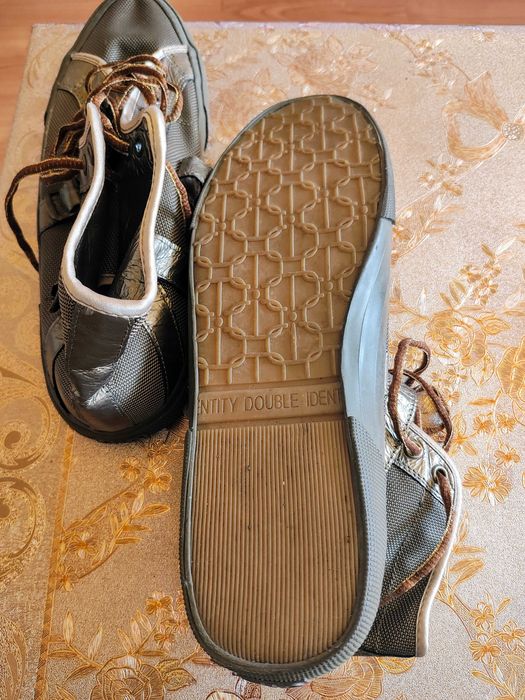 Английски фешън  кецове.