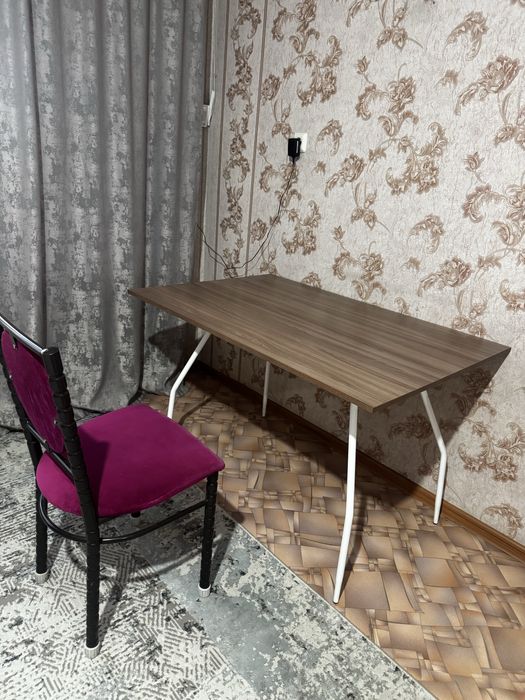Стол со стулом для учебы