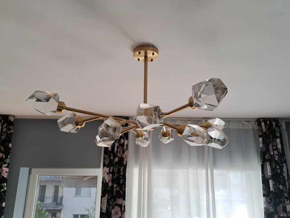 Lustra led trei moduri de aprindere cald, neutru, rece