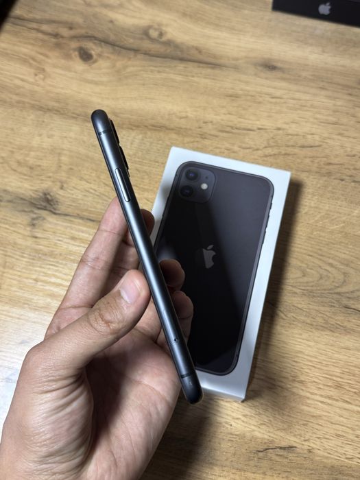 iPhone 11 64 GB !