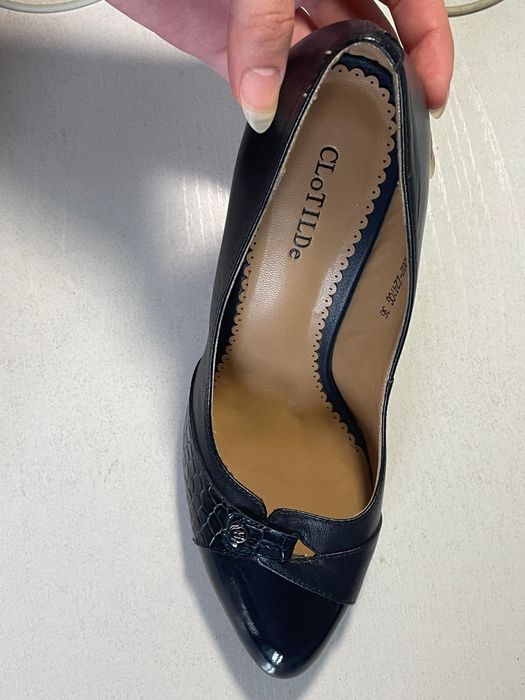 Продам туфли женские