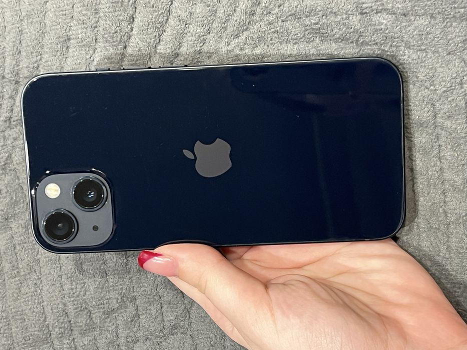 iPhone 13 с гарантией 128гб