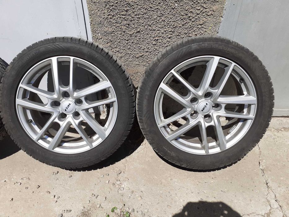 4 Roți Jante 17 aliaj 5x112 Mercedes 225/50 R17 M+S iarnă   și 2 anvelope M+S 215/55 R17 Bridgestone