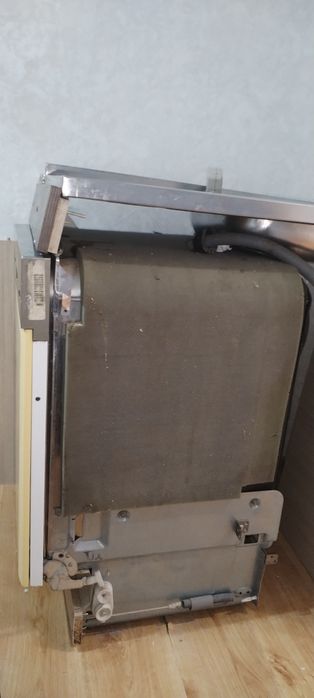 Продам посудомоечнуюю машинку