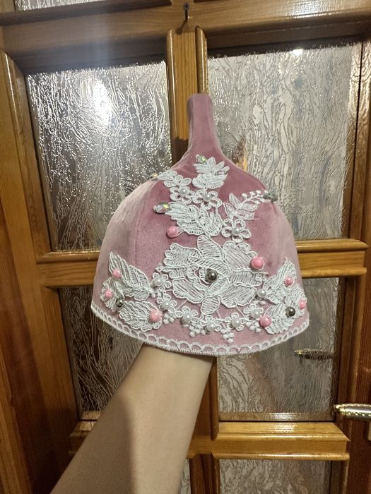 Қазақи нақыштағы сәнді киімдер