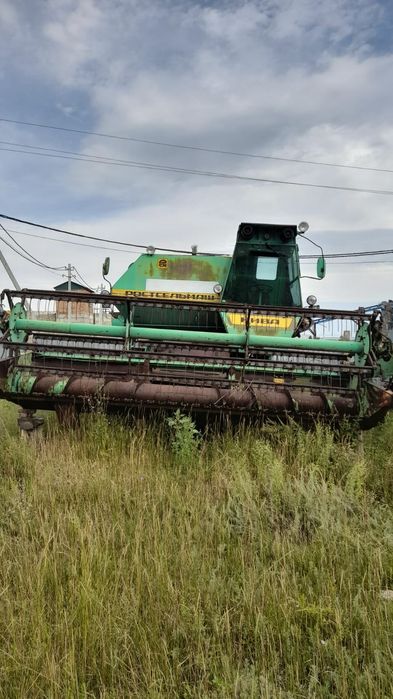 Комбайн зерноуборочный