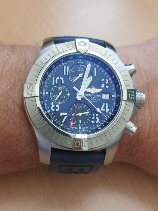 Breitling Avenger Seawolf / Chronograph 43 / GMT 45 Diver's Auto