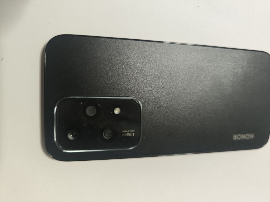 Honor 200 lite-256 GB -8 GB ram- cutie