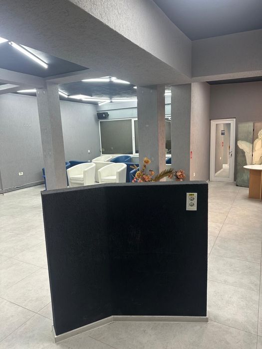 De inchiriat spatiu comercial