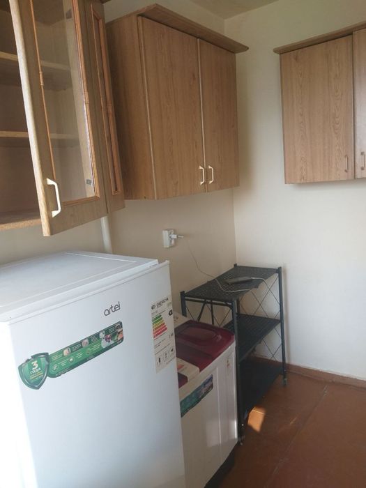 Srochna Marhabo Atlas oldida 2 xonalik 4-etaj uy ijaraga beriladi.