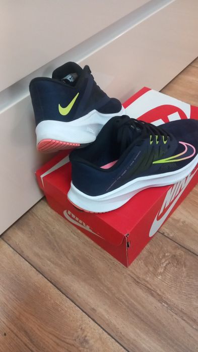 NIKE QUEST оригинални